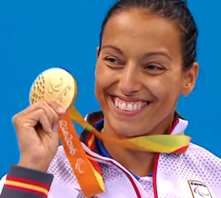Teresa Perales ha sido medallista en Río por partida triple: RTVE.