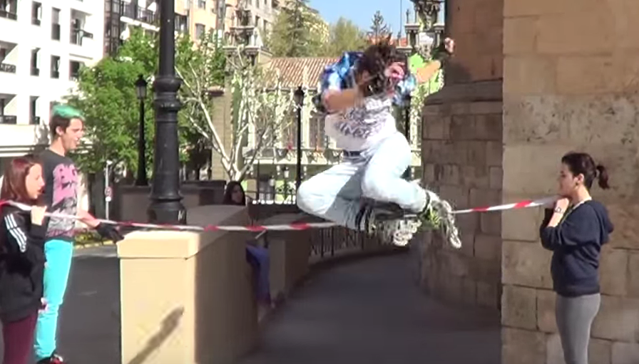 Enrique Rubio practicando una prueba de salto: You Tube.