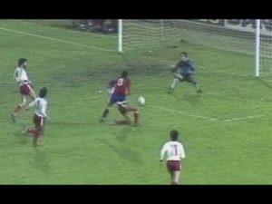 Momento del partido España-Malta en 1983: You Tube.