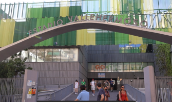Entrada al estadio Vallehermoso de Madrid: Ravelo.