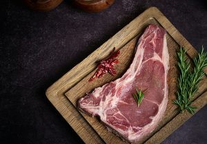 Las carnes rojas suelen ser una alimento vetado para las personas ortoréxicas: RF.