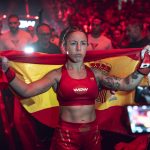 Sara Viéitez tras proclamarse vencedora del combate: Olivia Talent.
